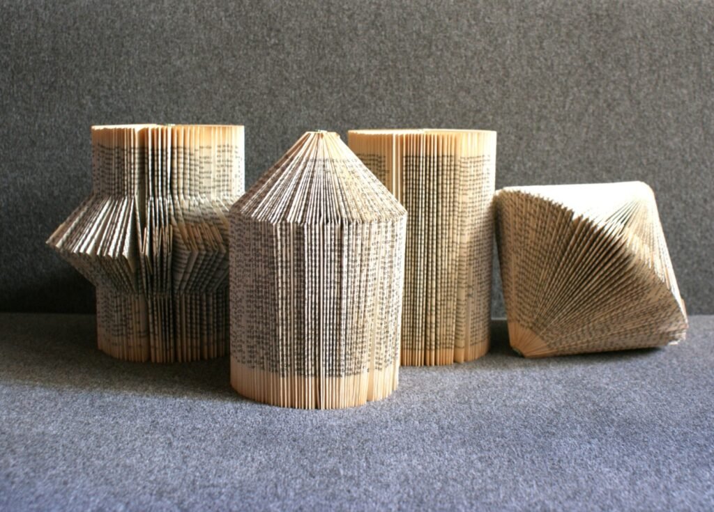 Taller de iniciación al Folding Art y Origami 3D en Lalambik, Valencia, Día del Libro